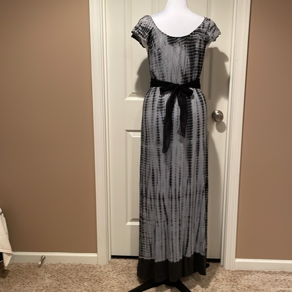 Tie dye Maxi Dress With Belt Flutter Sleeves Black Gray Size M - Picture 4 of 9